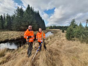 gondolin land and water team water quality monitoring UK The gondolin team installing a water quality monitoring probe